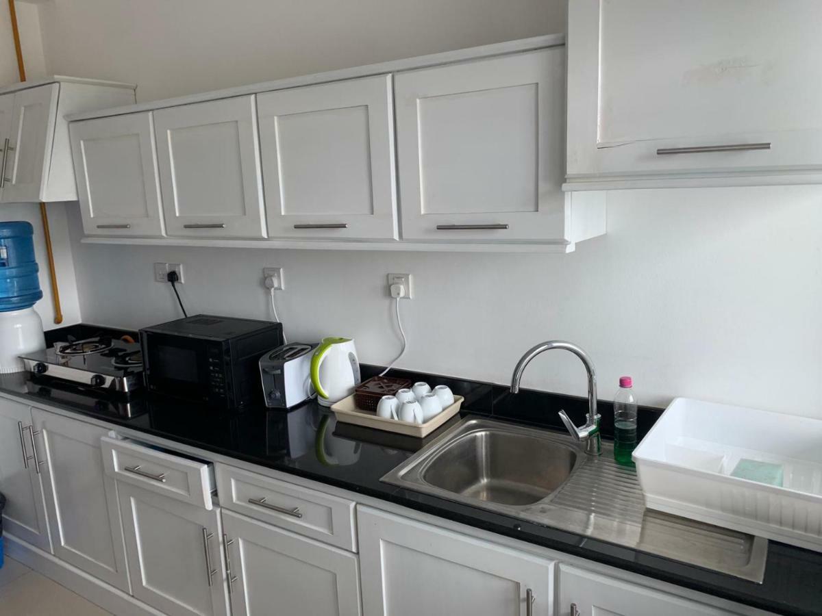 123 Ocean Front Apartment